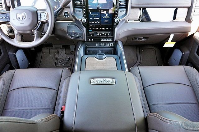 New 2026 RAM 3500 Longhorn AWD/4WD image 30
