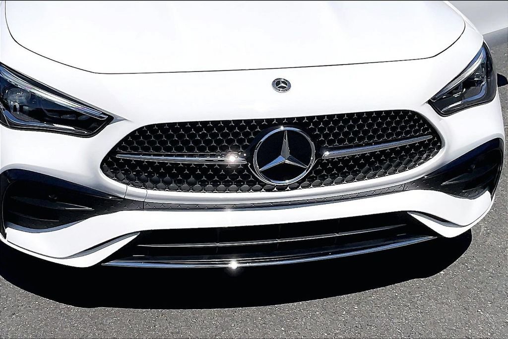 Certified 2024 Mercedes-Benz CLE 450 4MATIC Coupe image 27