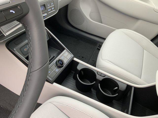 New 2026 Hyundai Kona SEL Premium image 8