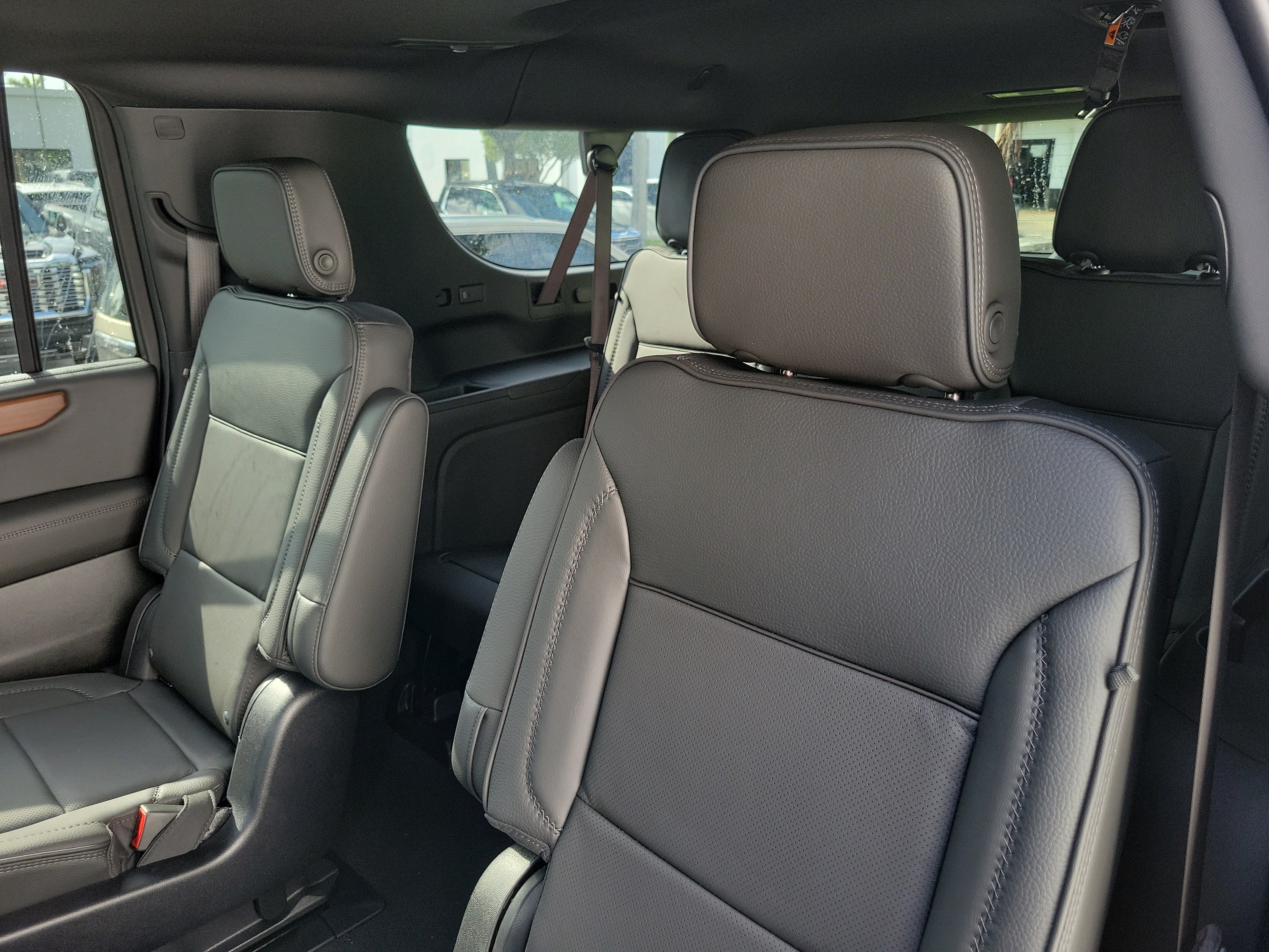 New 2026 GMC Yukon XL Denali AWD/4WD image 14