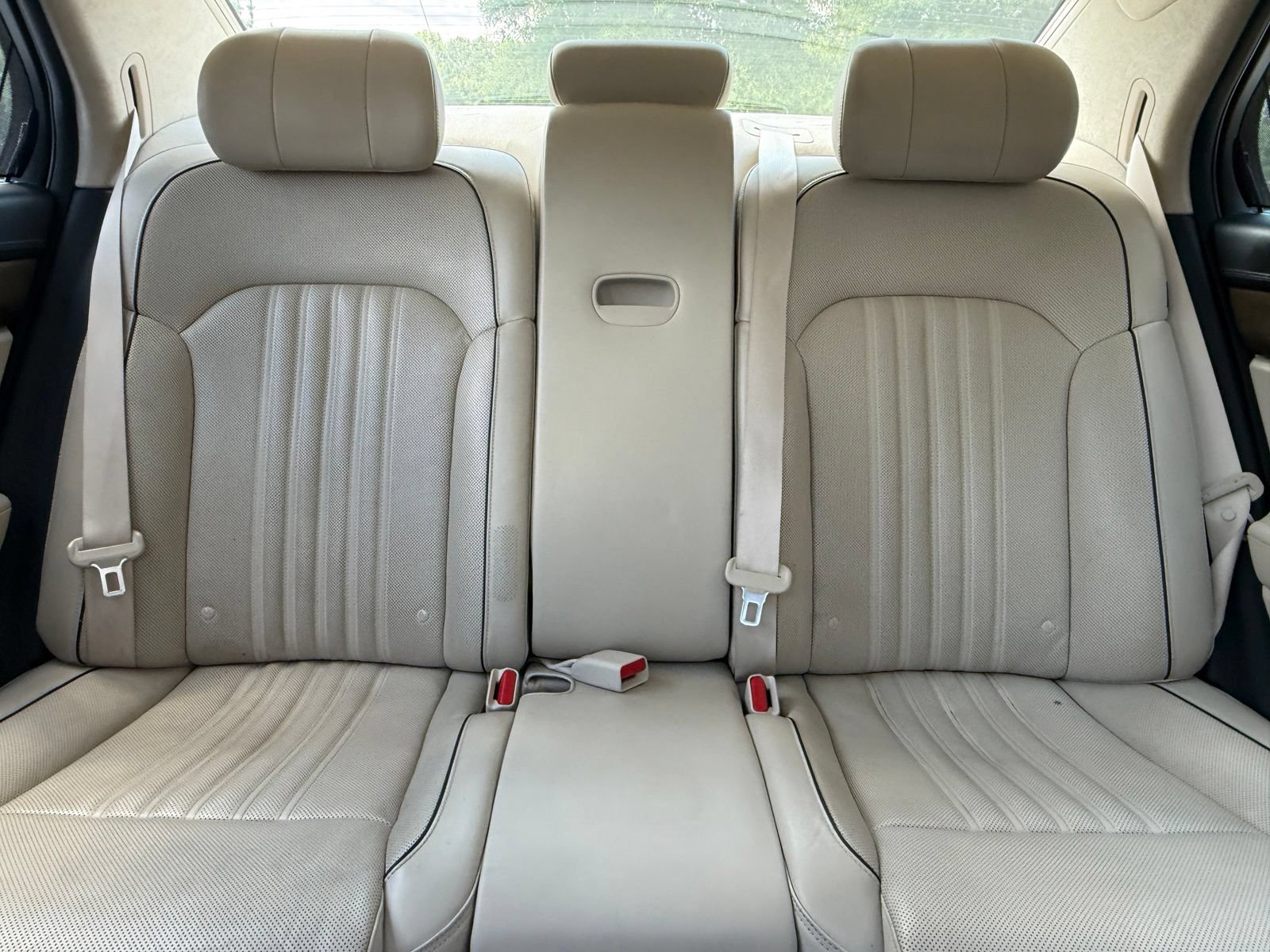 Used 2018 Genesis G90 5.0 Ultimate AWD/4WD image 41