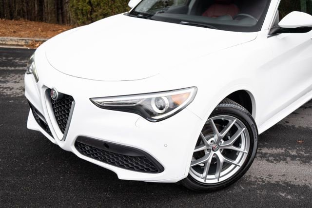 Used 2021 Alfa Romeo Stelvio Ti w/ Premium Package image 2