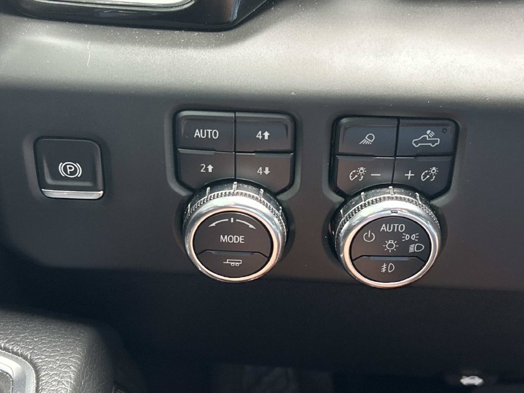 Certified 2025 GMC Sierra 2500 Denali w/ Denali Reserve Package AWD/4WD image 30