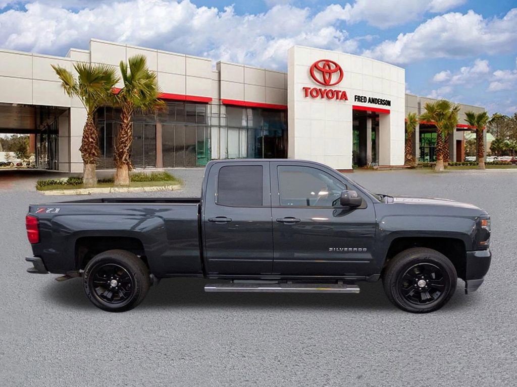 Used 2019 Chevrolet Silverado 1500 LT w/ All Star Edition image 3