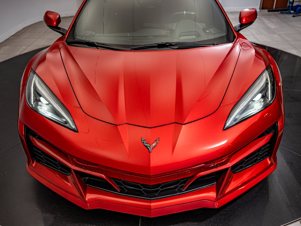Used 2025 Chevrolet Corvette Z06 w/ Stealth Interior Trim Package RWD image 17