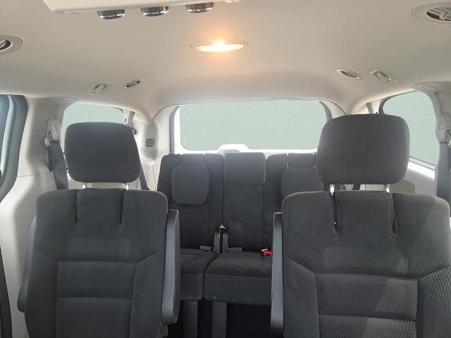 Used 2019 Dodge Grand Caravan SE FWD image 9