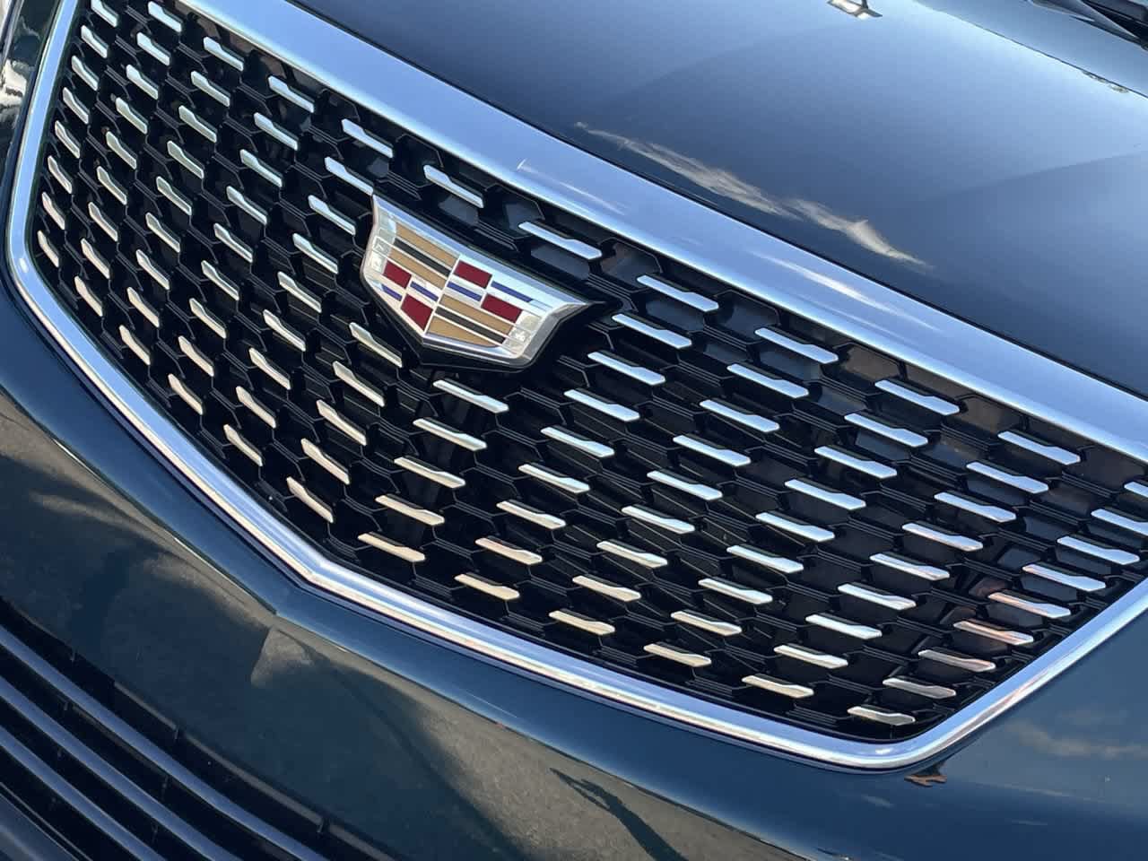 Certified 2024 Cadillac XT5 Premium Luxury FWD image 37