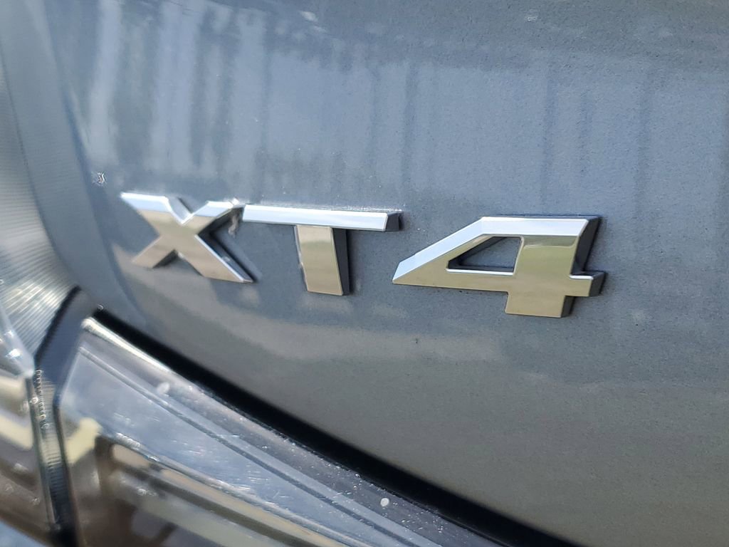 Used 2023 Cadillac XT4 Sport w/ Enhanced Visibility Package image 10