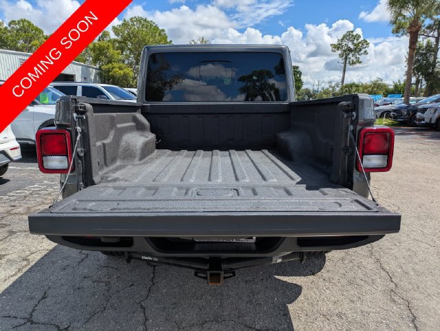 Certified 2024 Jeep Gladiator Sport AWD/4WD image 9