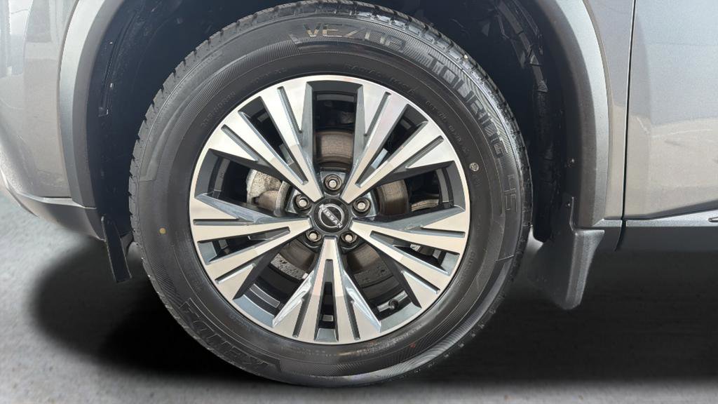 Certified 2023 Nissan Rogue SV AWD/4WD image 24