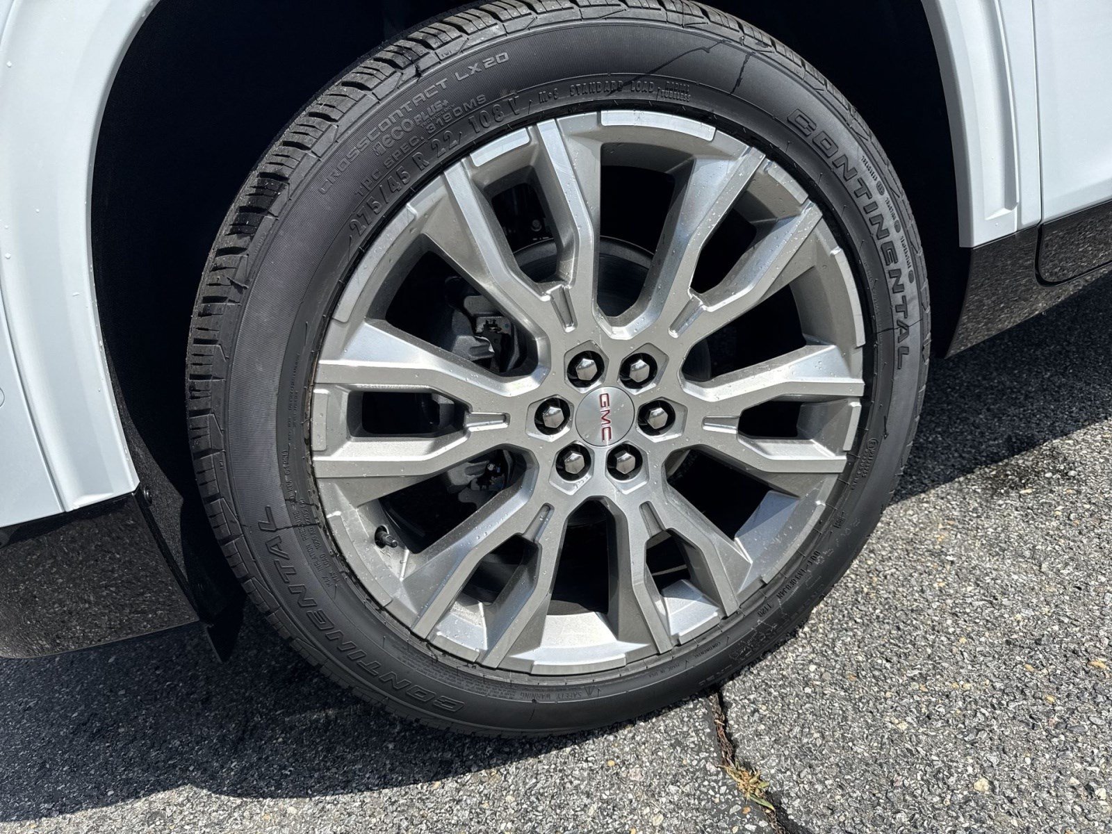 New 2026 GMC Acadia Denali w/ Super Cruise Package AWD/4WD image 8