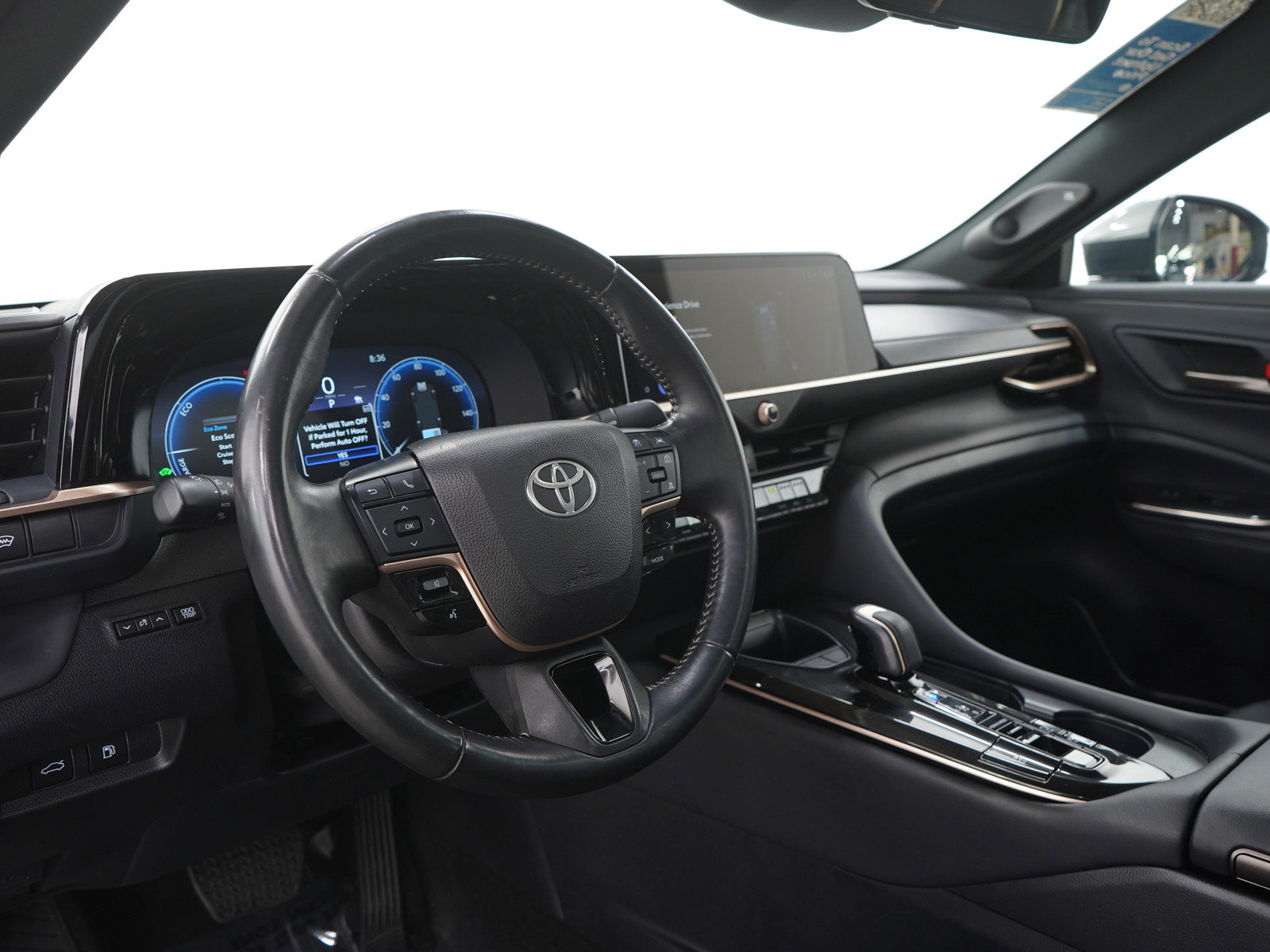 Used 2024 Toyota Crown AWD/4WD image 24