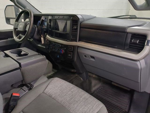 Used 2023 Ford F350 XLT w/ 360-Degree Camera Package AWD/4WD image 29