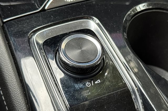 Used 2024 Buick Envision Preferred AWD/4WD image 30