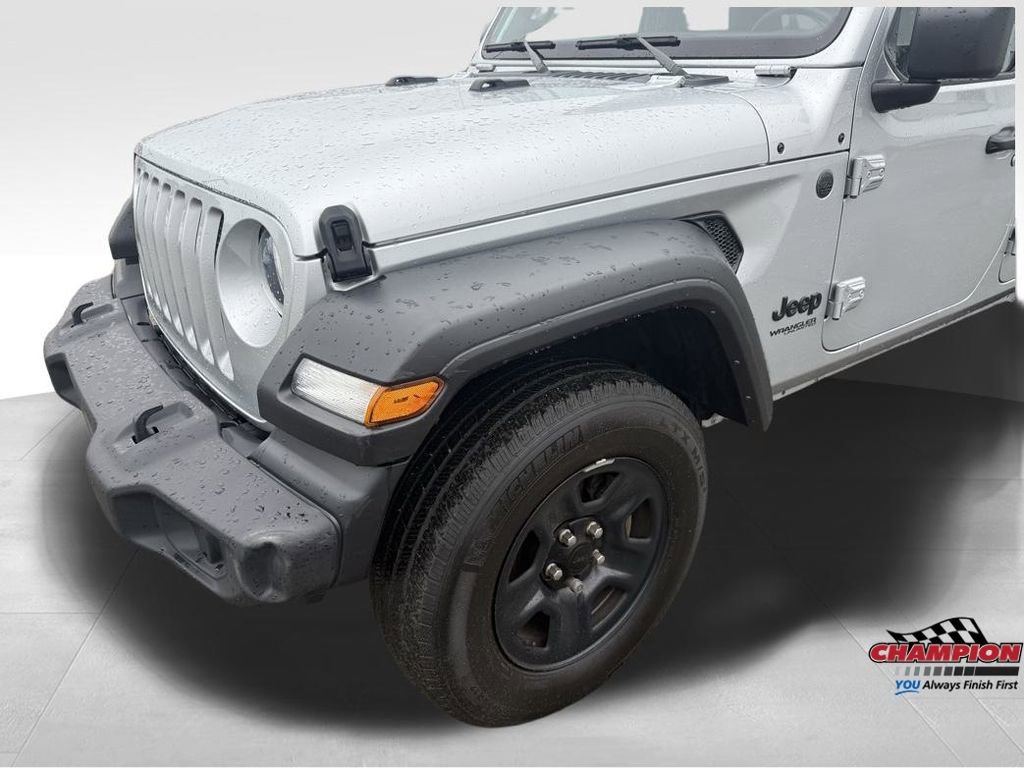 Used 2022 Jeep Wrangler Unlimited Sport image 14