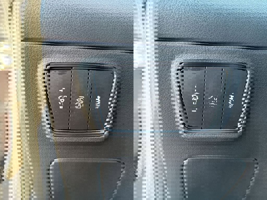 Used 2024 Hyundai Tucson Limited image 23