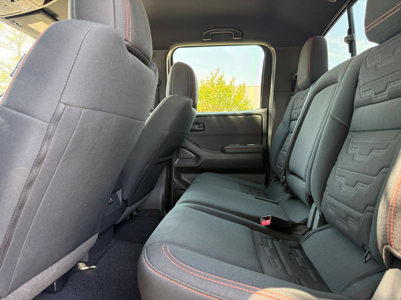 Used 2026 Nissan Frontier PRO-4X AWD/4WD image 25