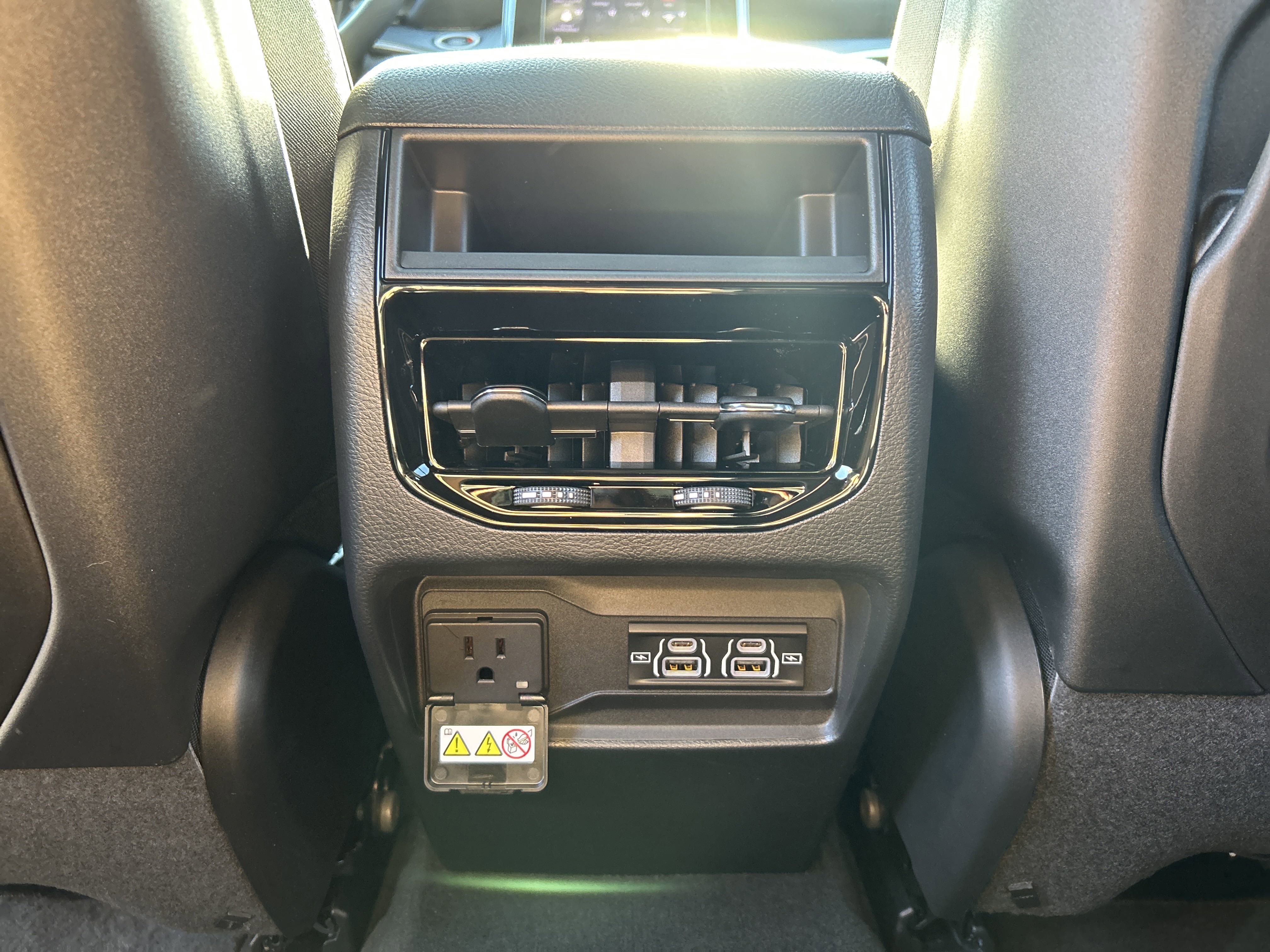 New 2025 Jeep Grand Cherokee Laredo image 31