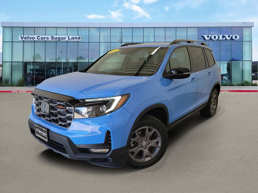 Used 2024 Honda Passport TrailSport image 1