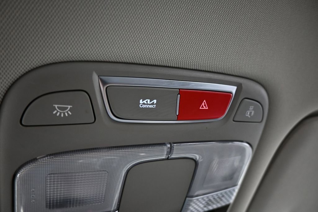 Used 2024 Kia Telluride LX FWD image 30