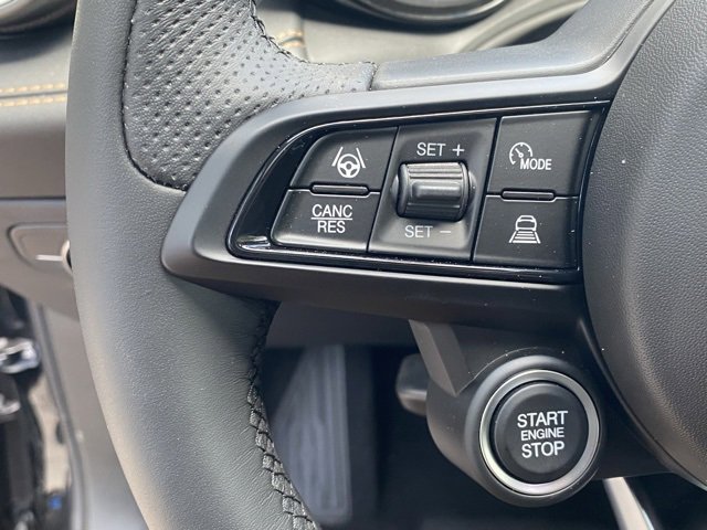New 2025 Alfa Romeo Tonale w/ Premium Package image 22