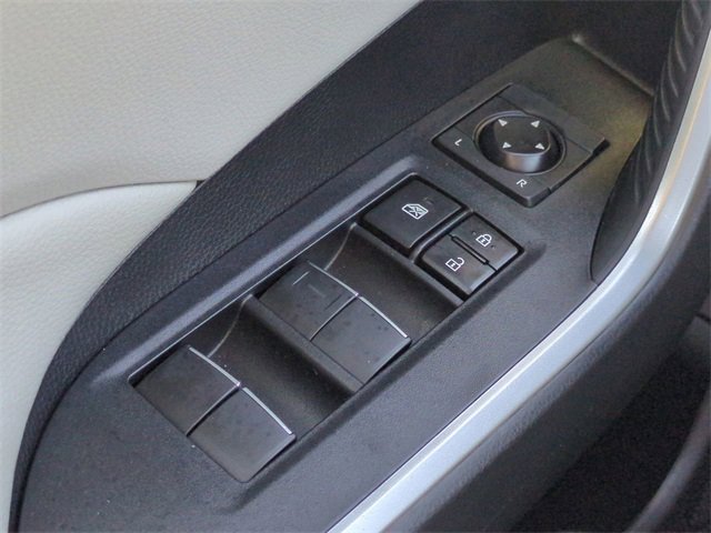 Used 2021 Toyota RAV4 XLE Premium image 24