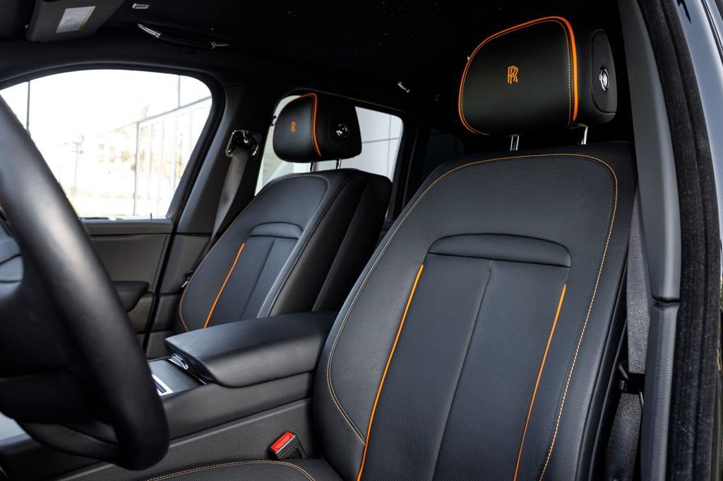 Used 2020 Rolls-Royce Cullinan AWD/4WD image 28