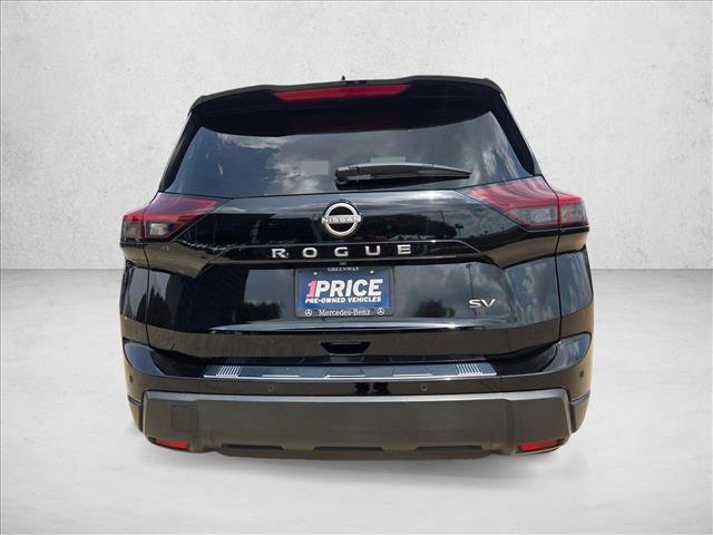 Used 2024 Nissan Rogue SV w/ SV Premium Package FWD image 6