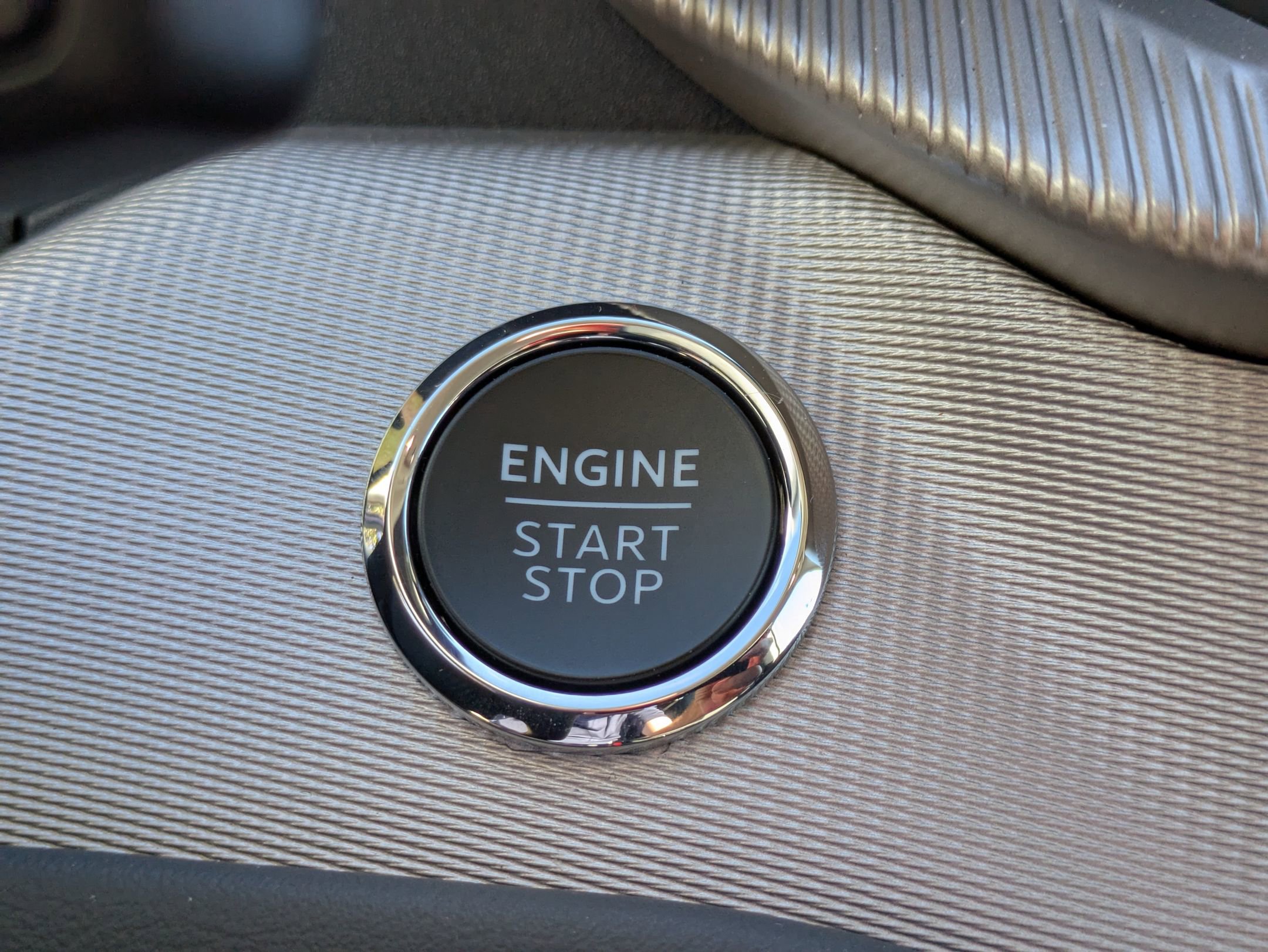 Certified 2025 Ford Explorer Active image 24