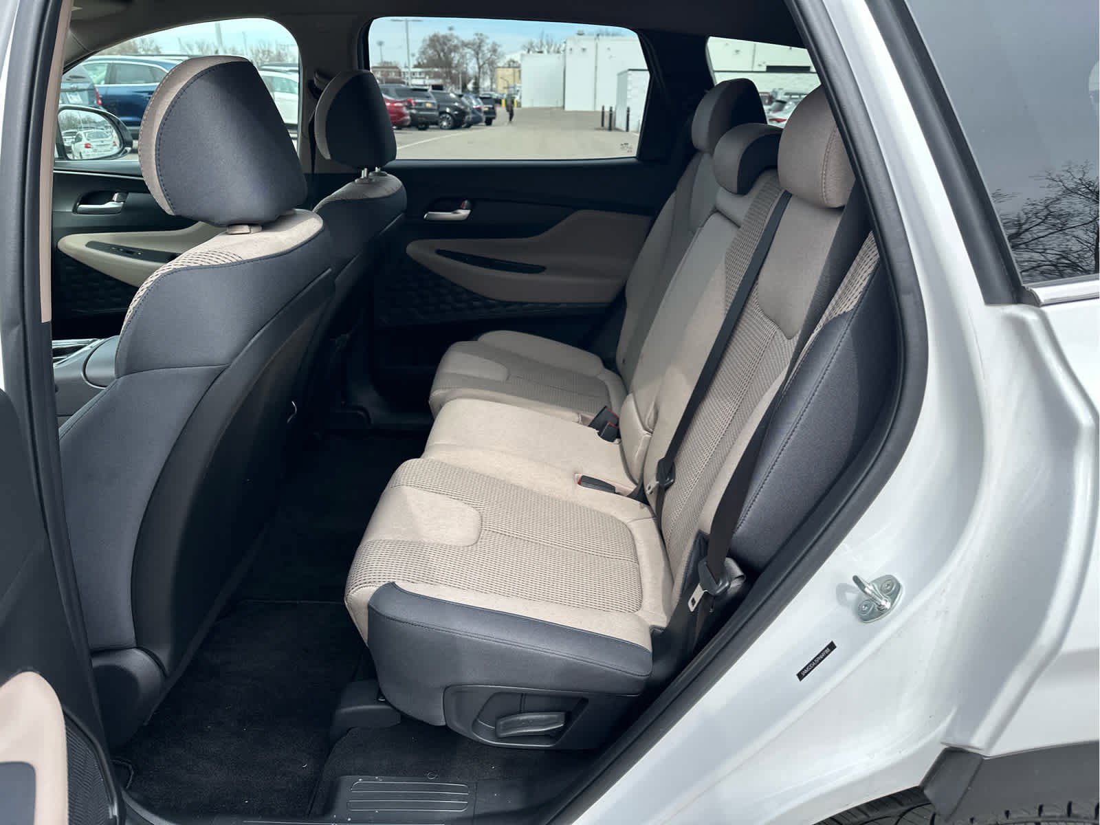Used 2023 Hyundai Santa Fe SEL AWD/4WD image 7