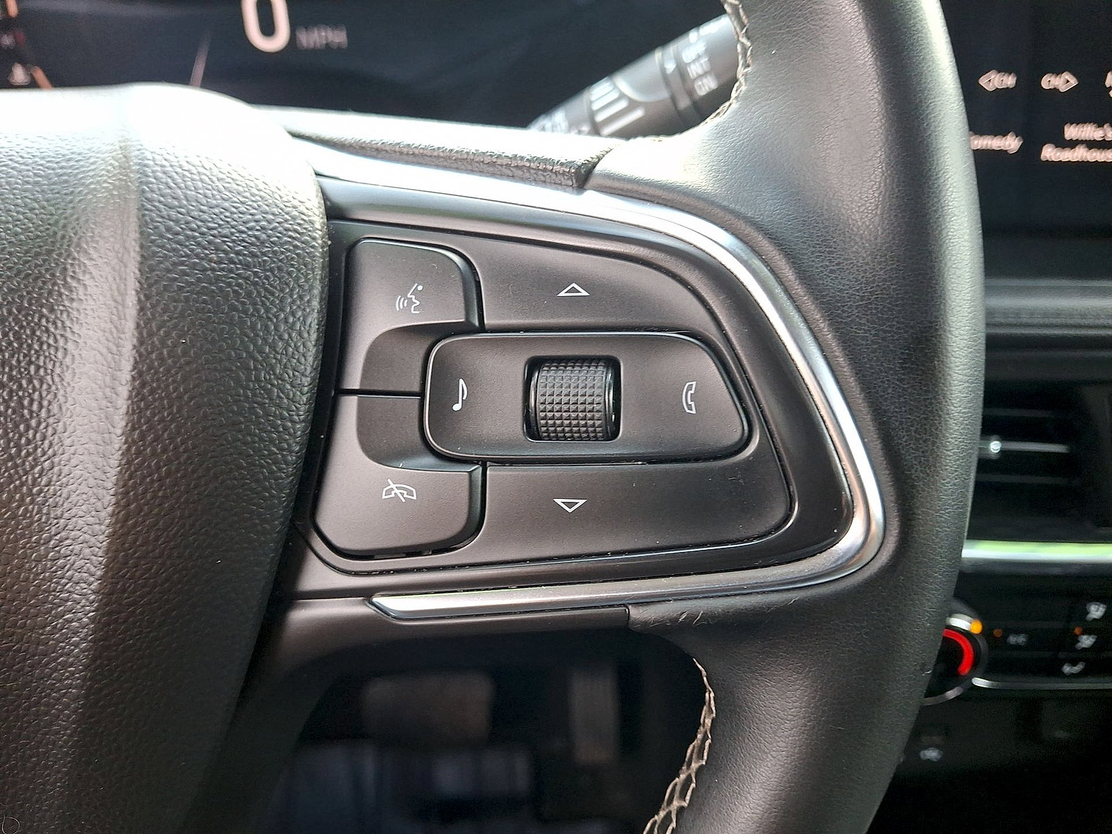 Used 2024 Buick Encore GX Preferred FWD image 18