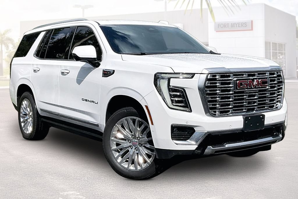 Used 2026 GMC Yukon Denali w/ Denali Reserve Package AWD/4WD image 1