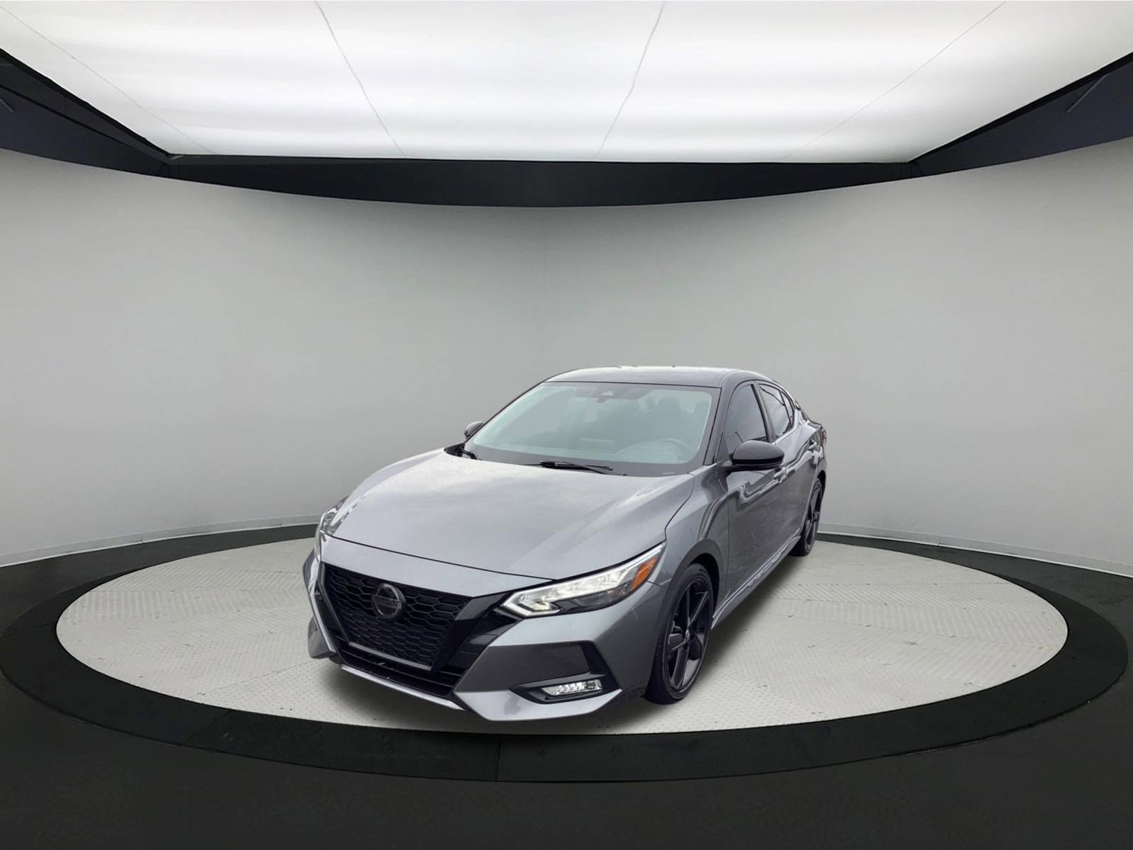 Used 2023 Nissan Sentra SR w/ Midnight Edition Package FWD image 4