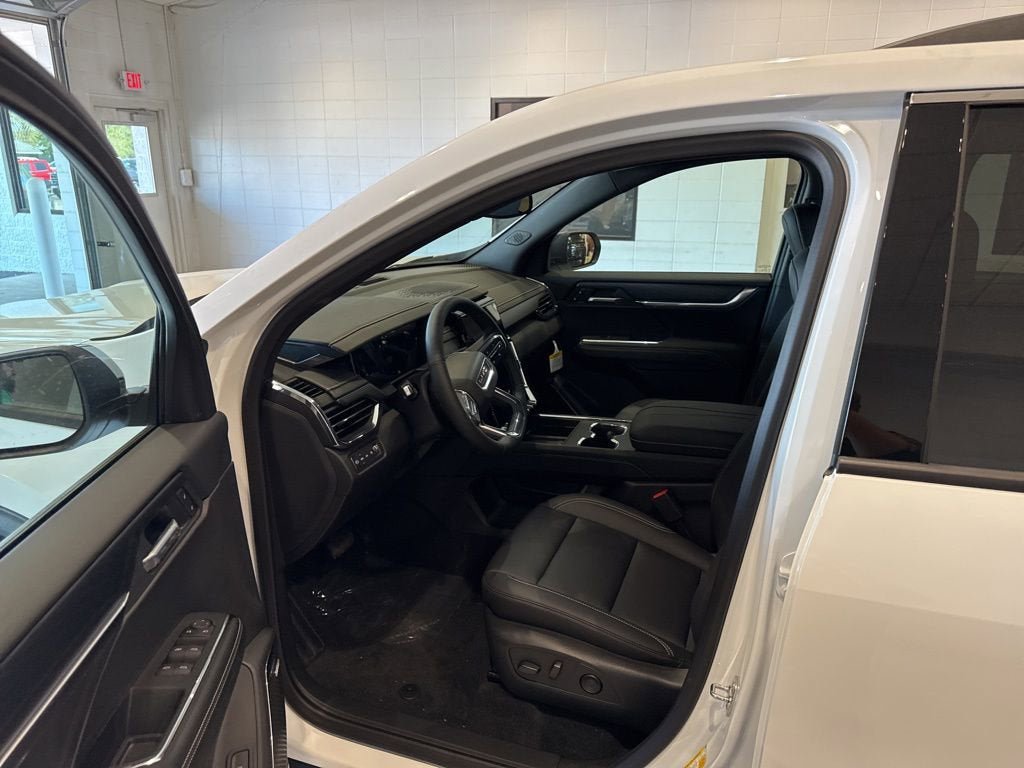 New 2025 GMC Acadia Elevation w/ Elevation Premium Package AWD/4WD image 22