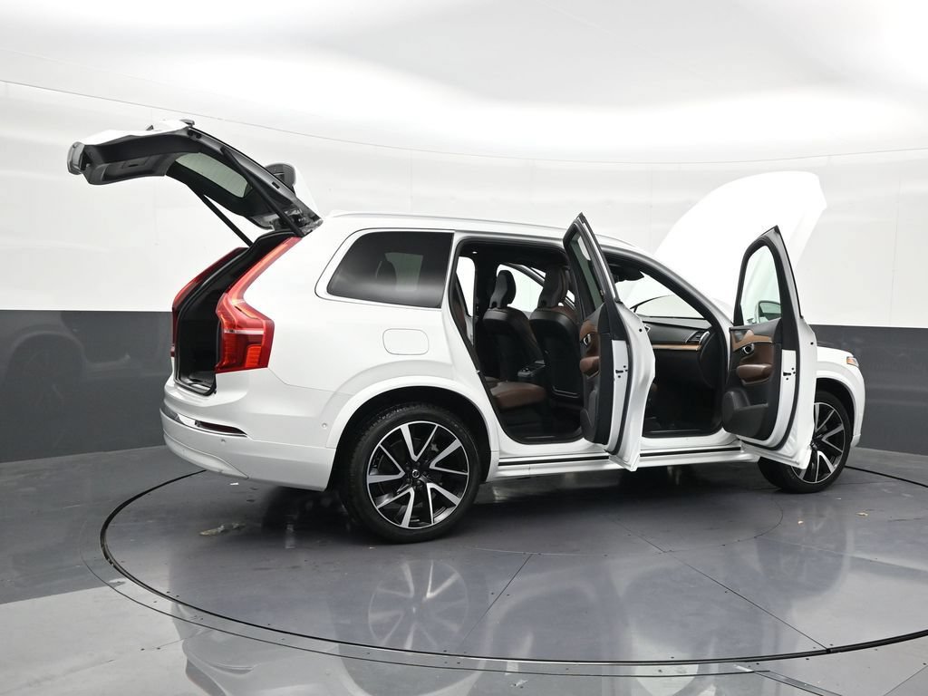Certified 2023 Volvo XC90 B5 Plus AWD/4WD image 35