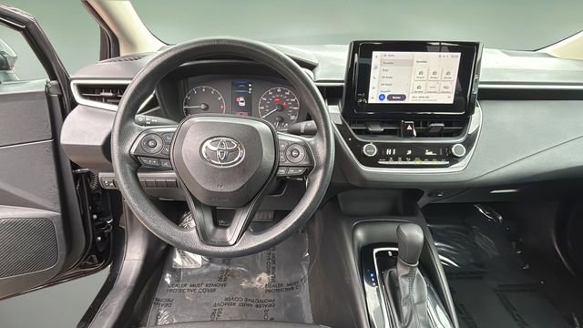 Used 2023 Toyota Corolla LE image 9