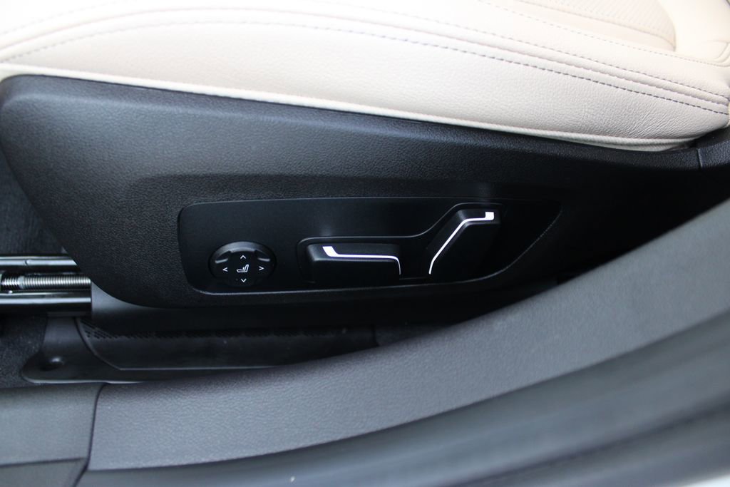 New 2026 BMW 330i xDrive Sedan image 28