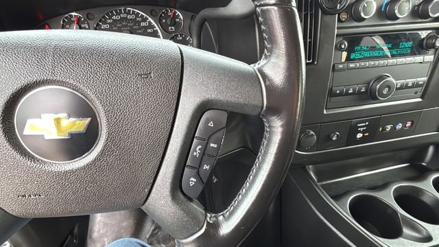 Used 2022 Chevrolet Express 3500 LS image 22