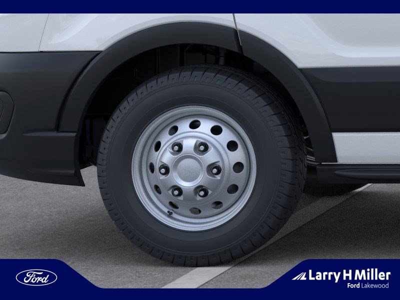 New 2025 Ford Transit 250 148 Medium Roof Extended AWD image 19
