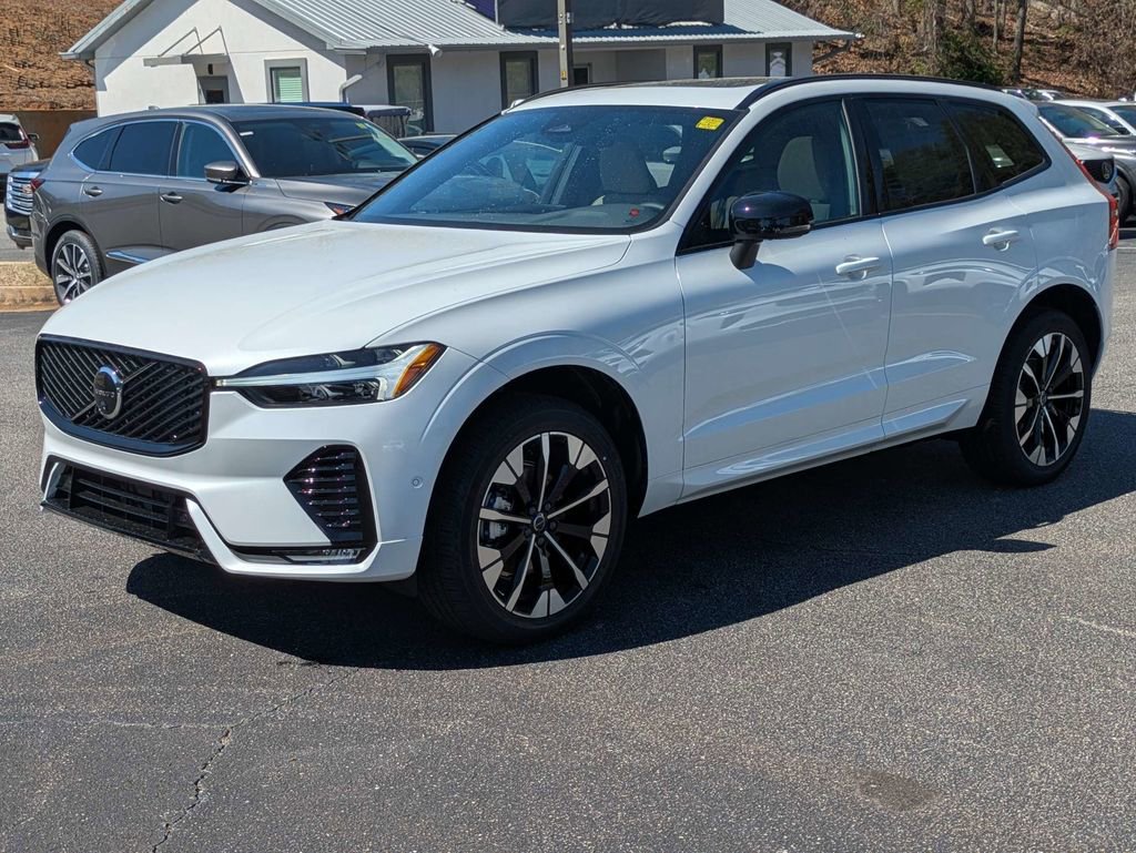 New 2026 Volvo XC60 B5 Plus w/ Protection Package Premier video 2