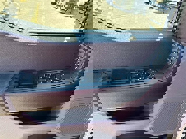 New 2025 Ford F550 4x4 SuperCab Super Duty image 19