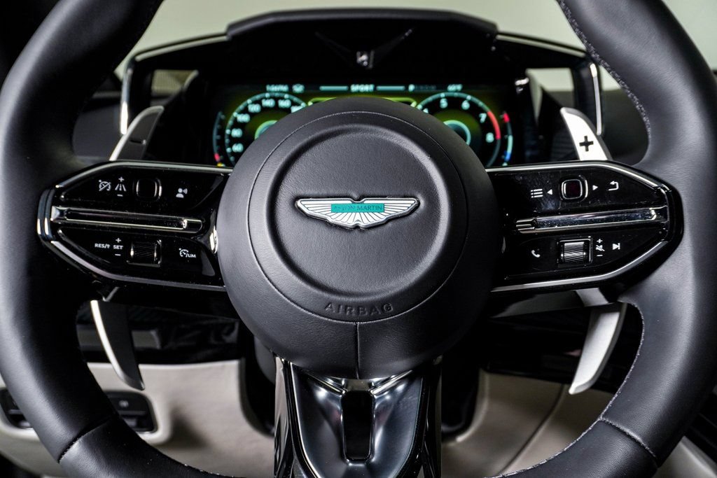 Used 2026 Aston Martin V8 Vantage Coupe RWD image 26