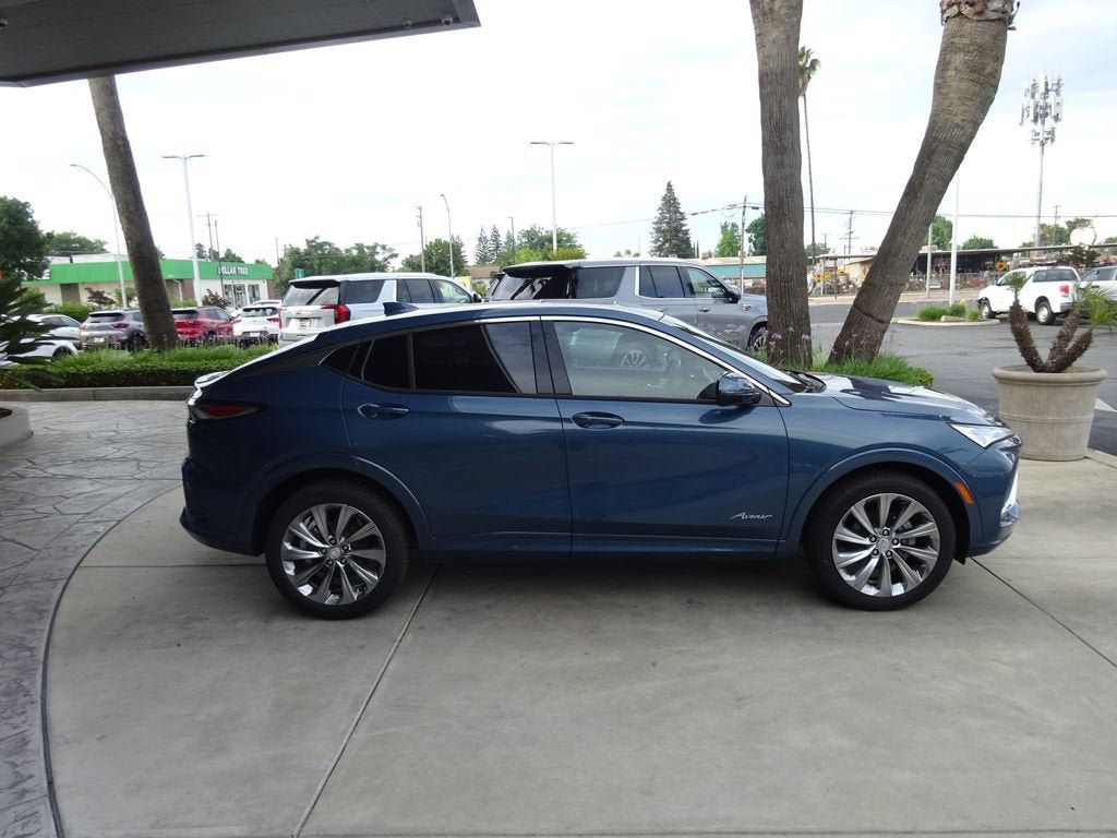 New 2026 Buick Envista Sport Touring FWD image 8