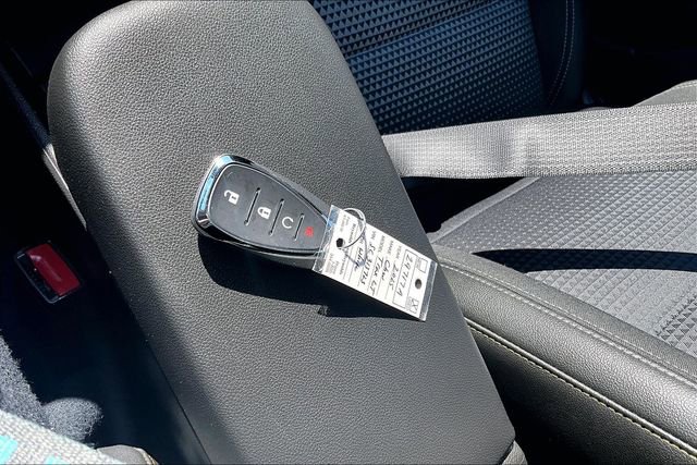 Used 2025 Chevrolet Trax LT w/ Driver Confidence Package image 9