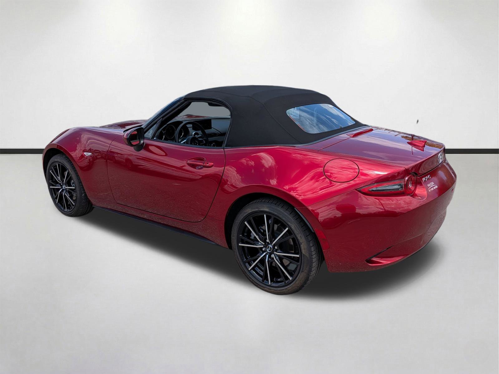 Certified 2025 MAZDA MX-5 Miata Grand Touring RWD image 6