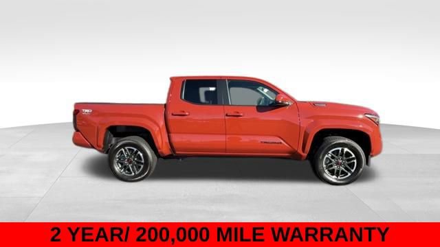 Used 2025 Toyota Tacoma TRD Sport image 9