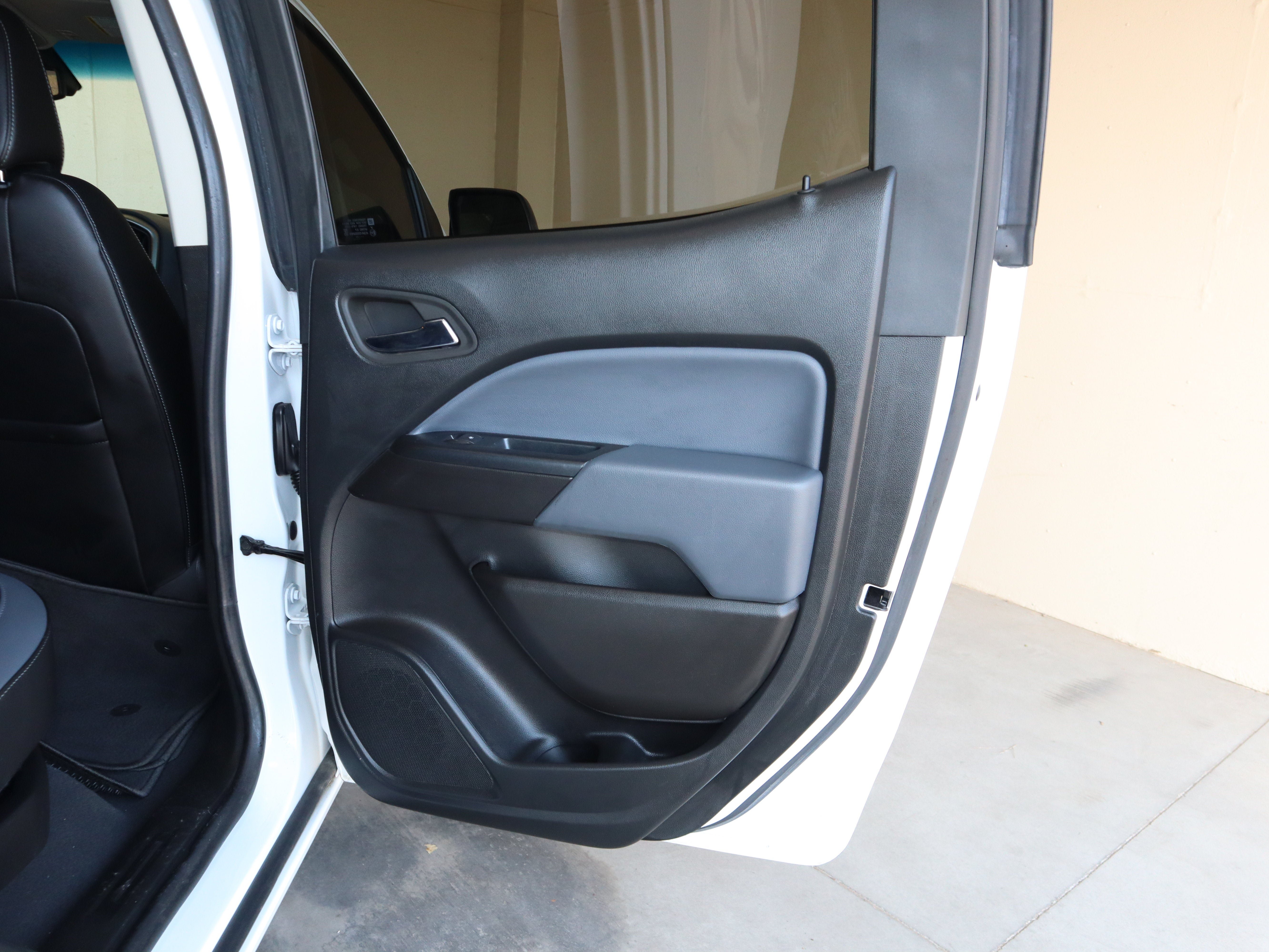 Used 2022 Chevrolet Colorado Z71 AWD/4WD image 45
