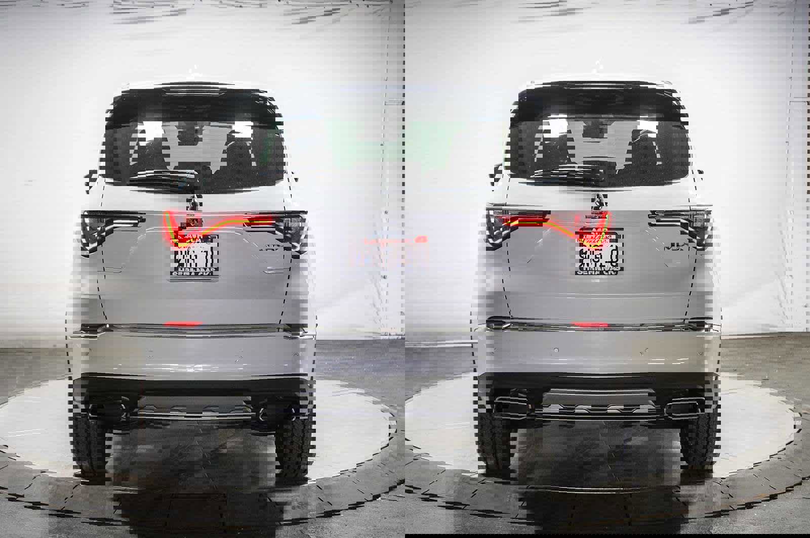 Used 2025 Acura MDX FWD w/ Technology Package image 12