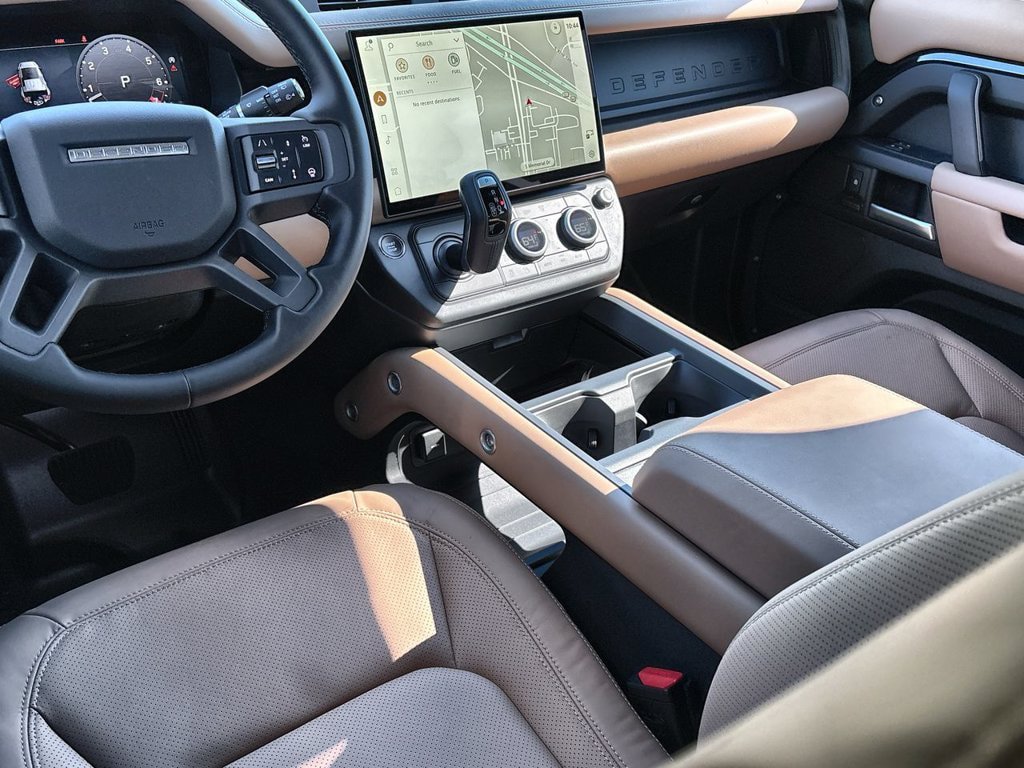 New 2026 Land Rover Defender 110 X-Dynamic SE AWD/4WD image 13