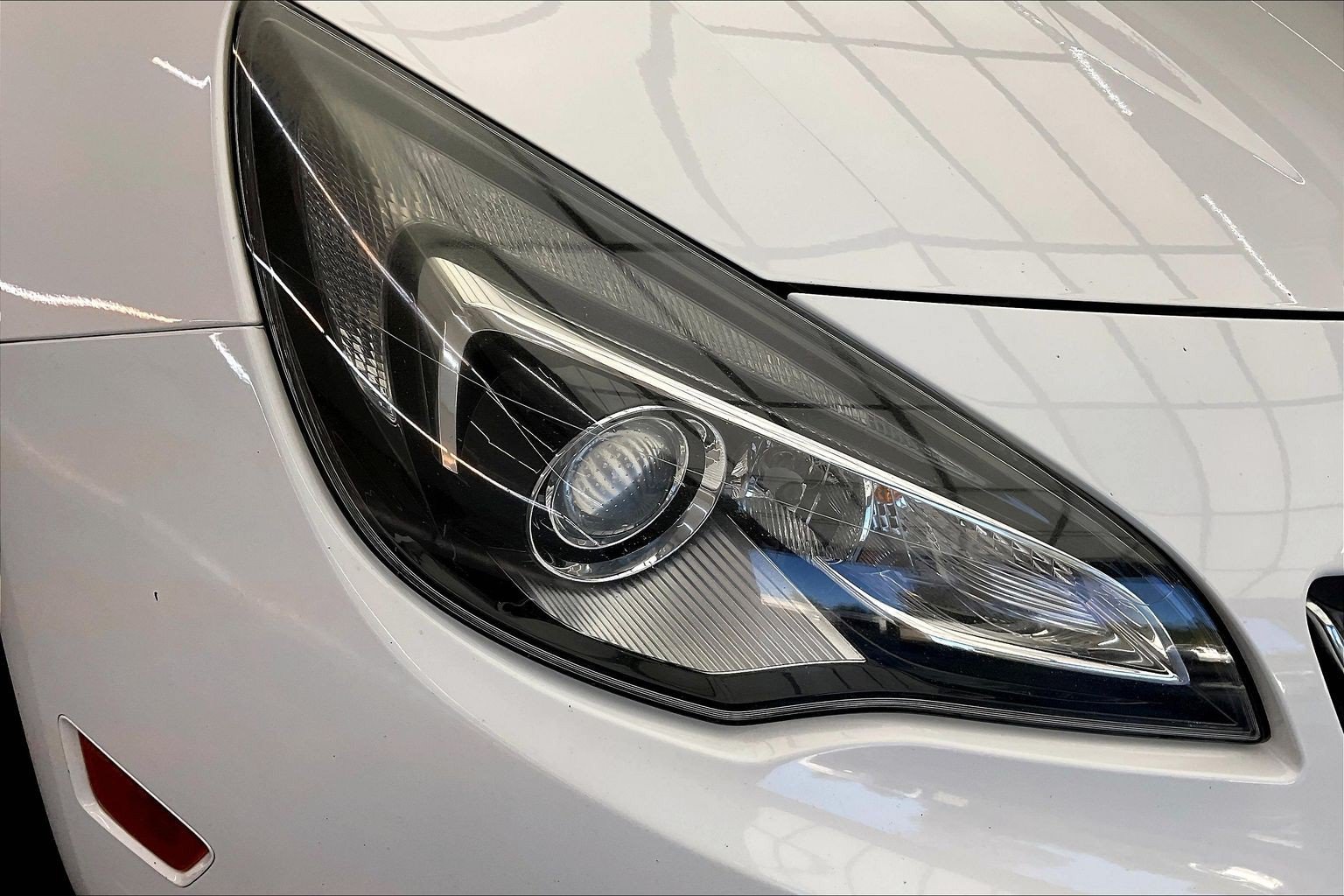 Used 2018 Buick Cascada Premium FWD image 27